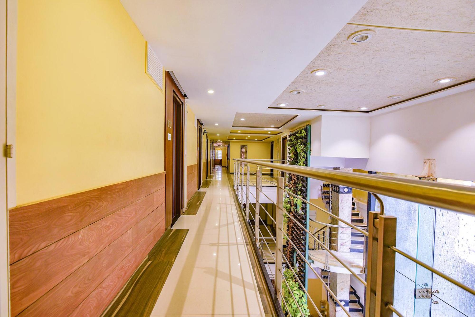 FabHotel Phoenix Resorts Bangalore Buitenkant foto