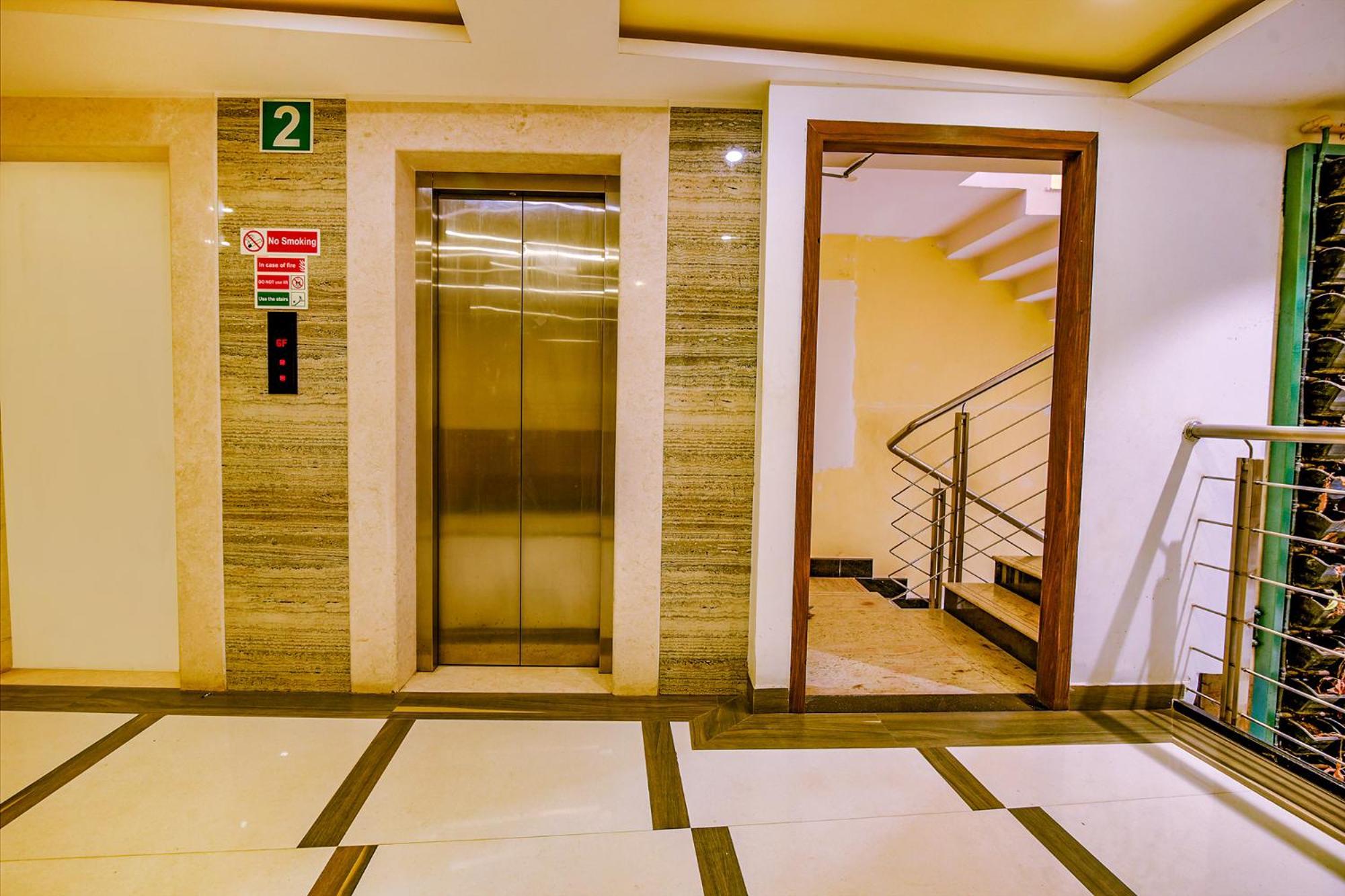 FabHotel Phoenix Resorts Bangalore Buitenkant foto