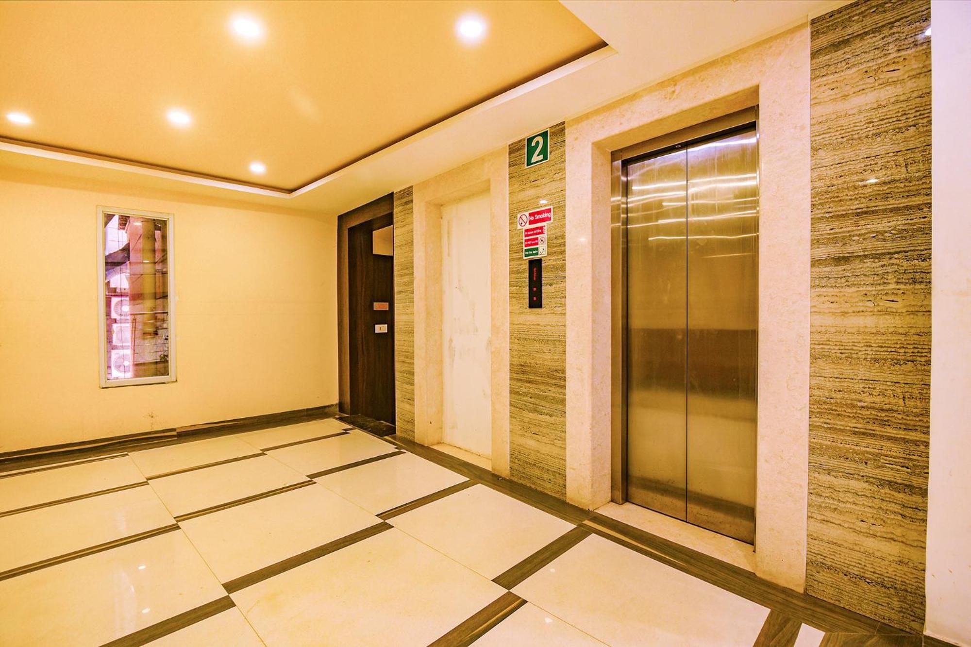FabHotel Phoenix Resorts Bangalore Buitenkant foto